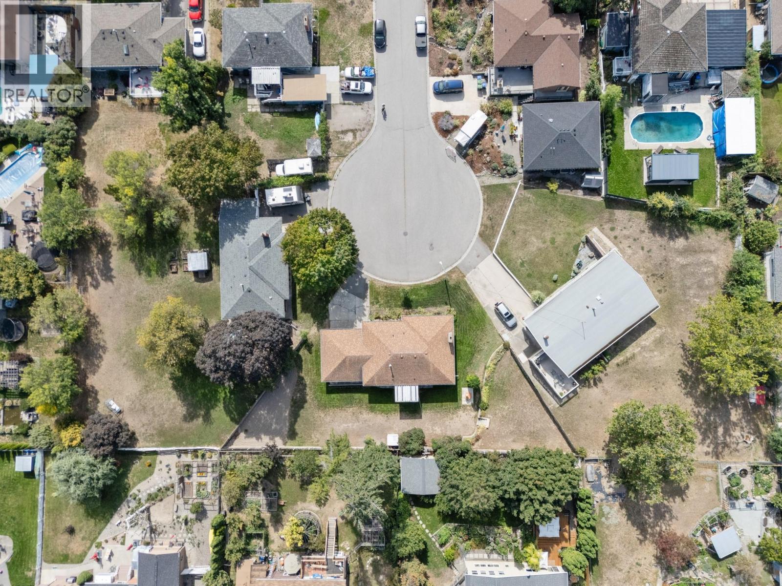 1442 Glenaire Crescent