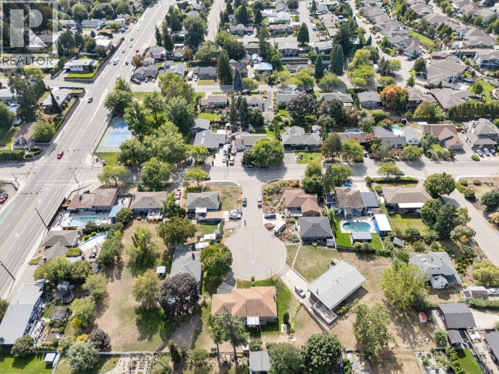 1442 Glenaire Crescent
