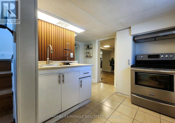 294 Fairfield Ave, Hamilton (Homeside), ON 2