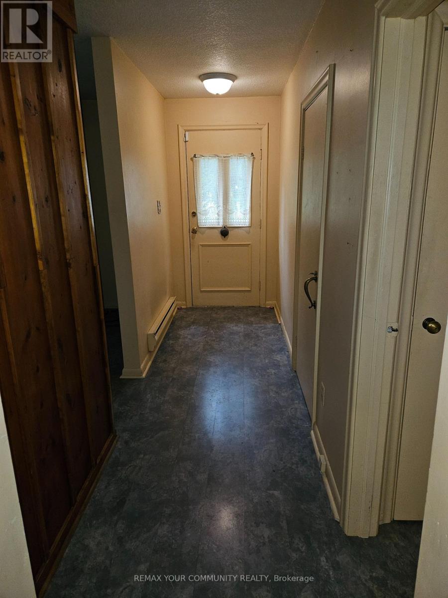 11419 BATHURST STREET