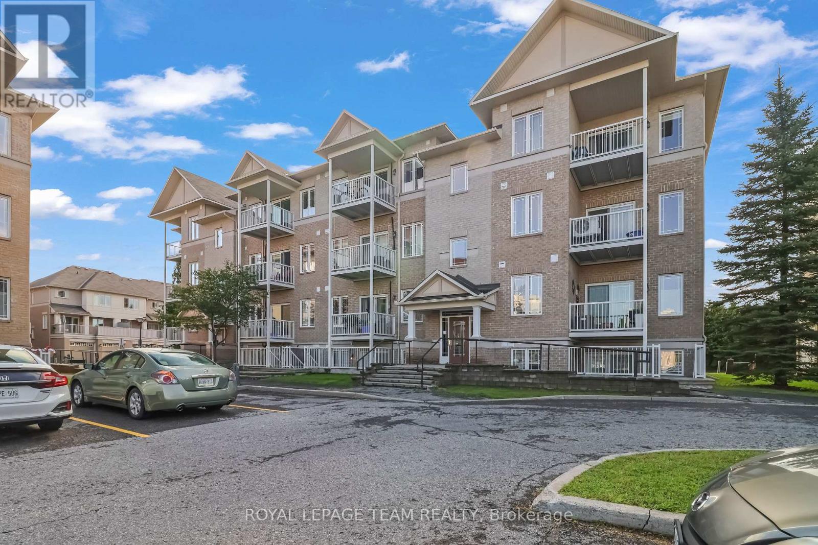 6 - 200 PASEO PRIVATE