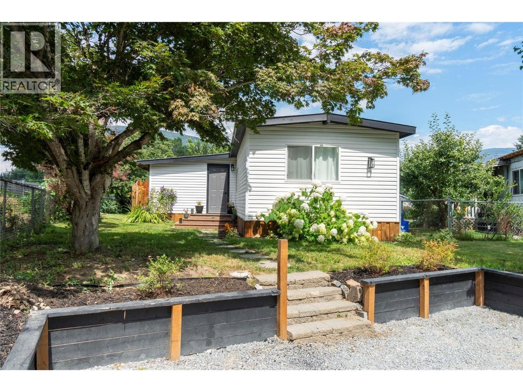 5131 69 AVENUE NE, SALMON ARM, BC V0E 1K0 - Image 3629658905.jpeg?d=l
