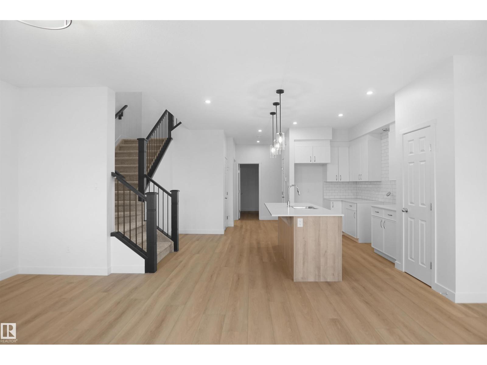19446 22A AV NW
