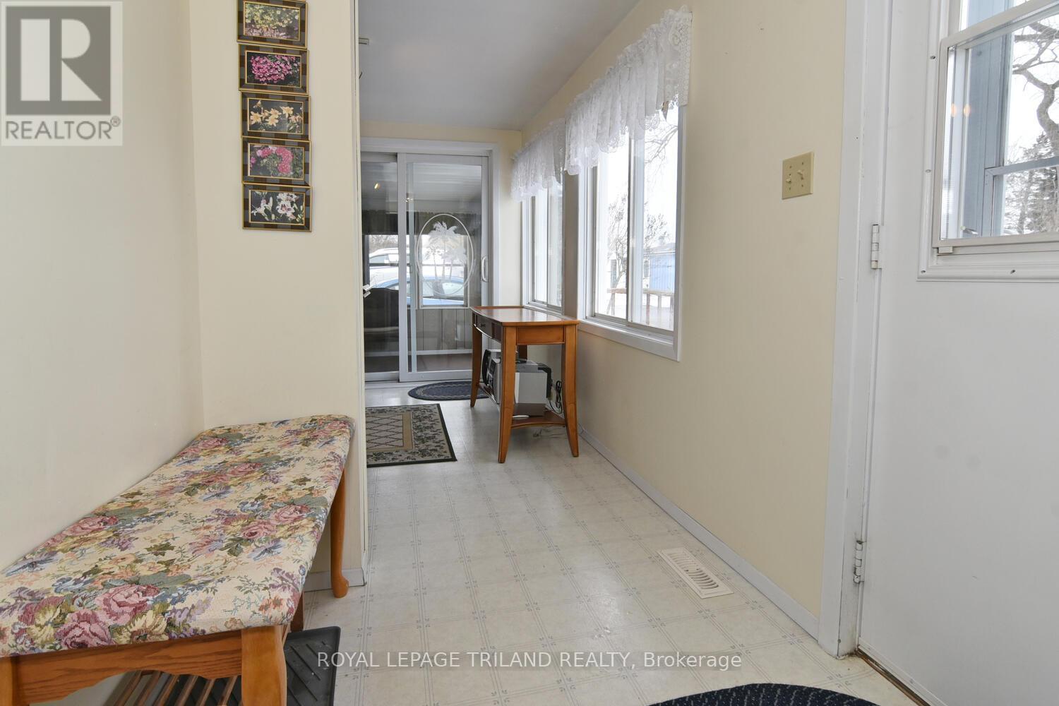 27 - 9385 IPPERWASH ROAD