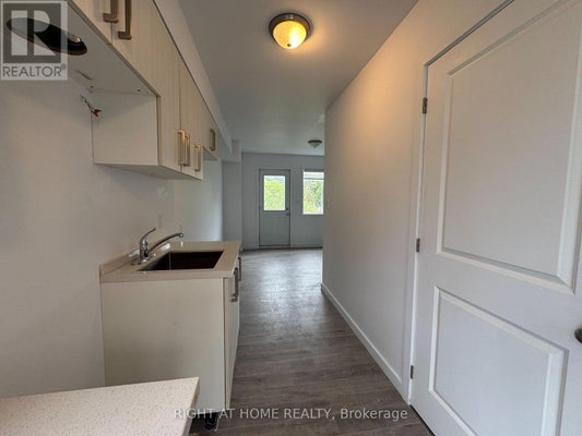 99 Highriver Trail, Welland (Broadway), ON 3
