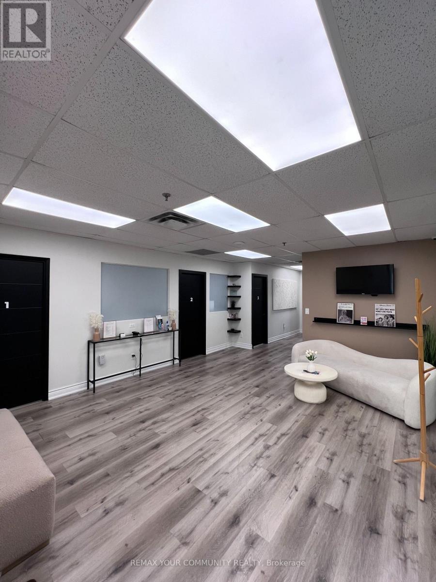 2-700 CHRISLEA ROAD, VAUGHAN (EAST WOODBRIDGE), ON L4L 8K9 - Image 4005197455.jpeg?d=l