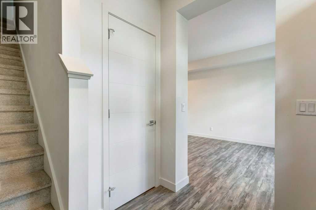 3105, 100 Walgrove Court SE