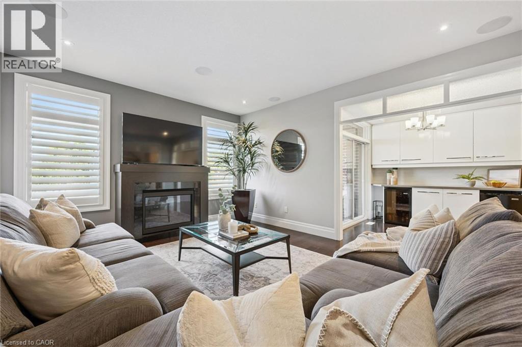 111 OAK PARK Drive