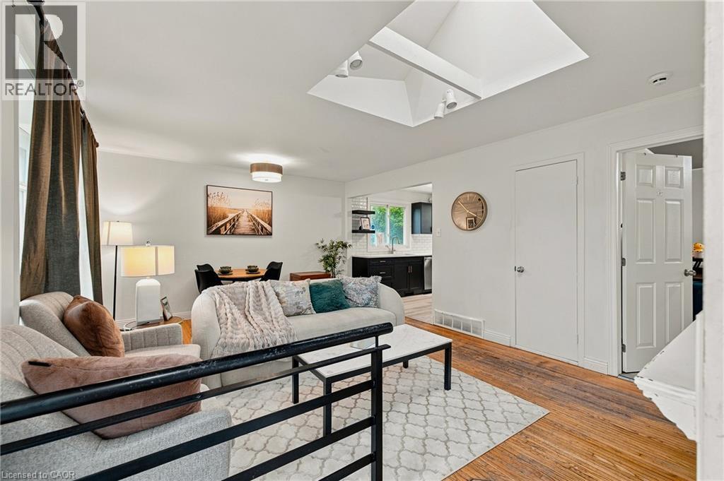 56 ASHBURY Avenue
