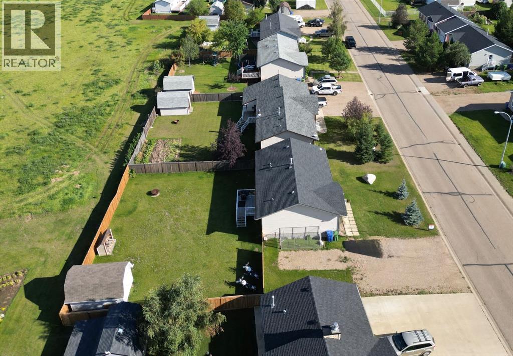 11006 105 Ave