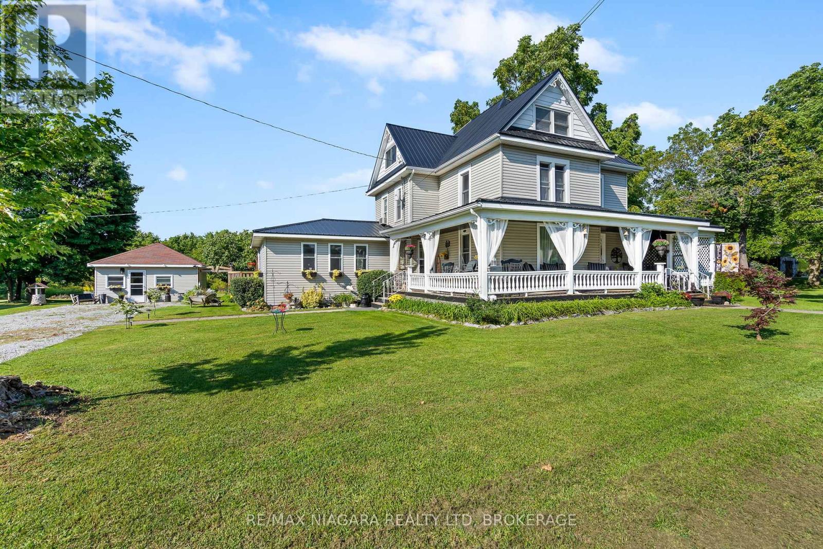 11562 LAKESHORE ROAD