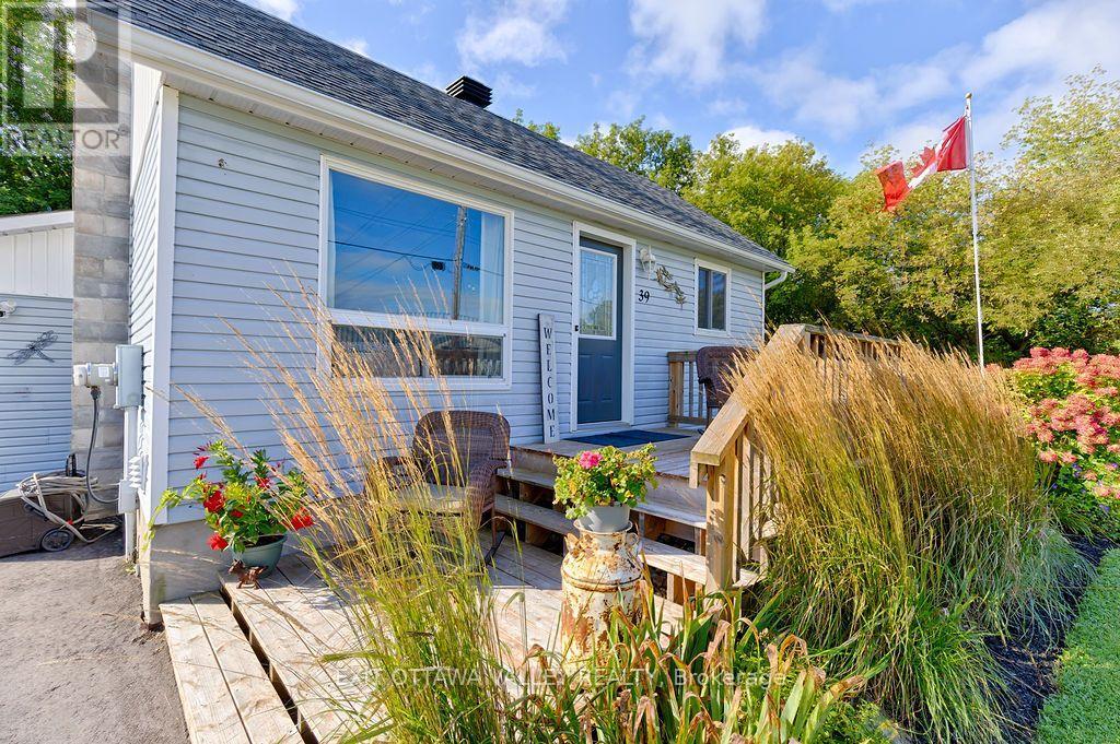 39 CREEK STREET - Photo 2