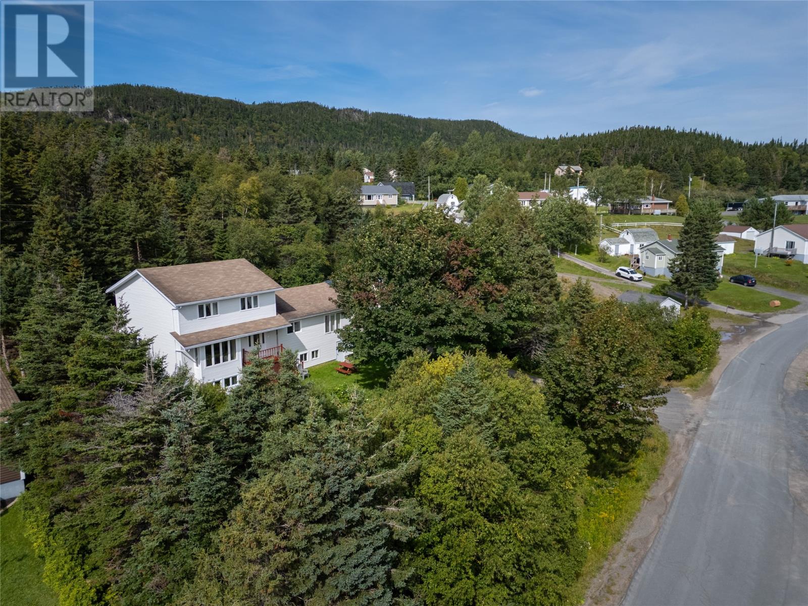 33 Harbour Drive