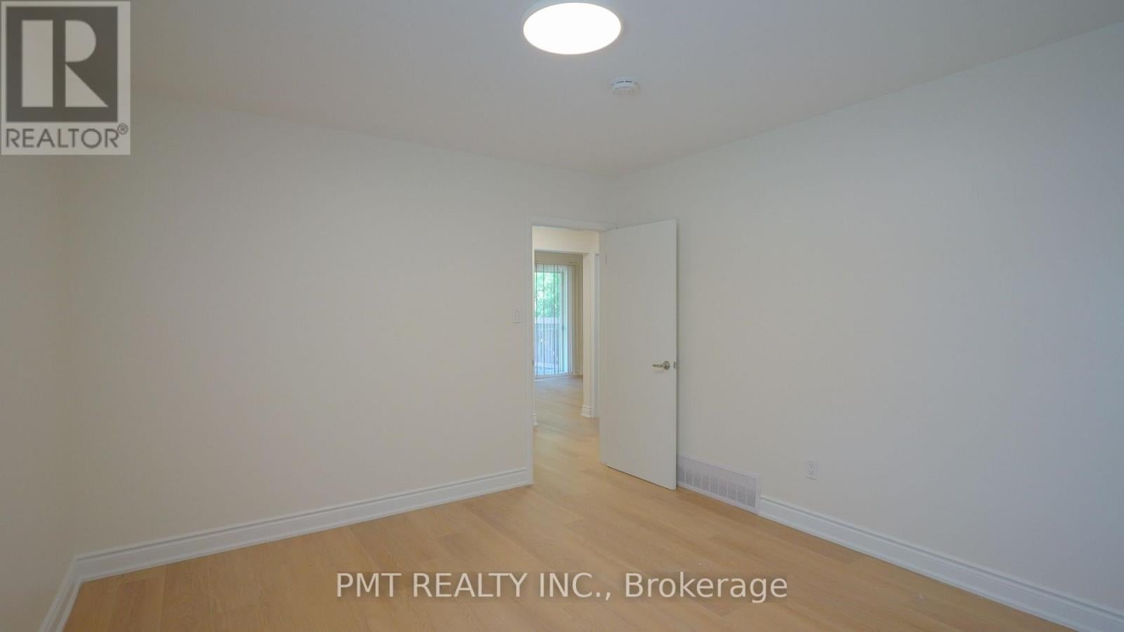 143 ELGIN CRESCENT