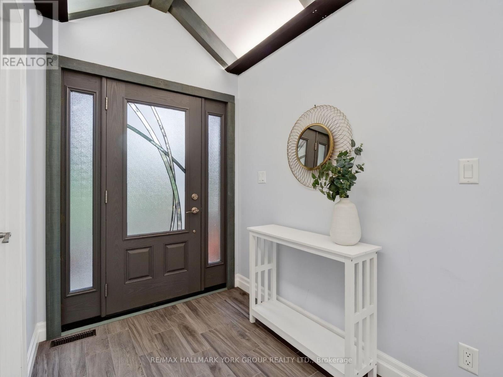 21 BIRCHVIEW DRIVE