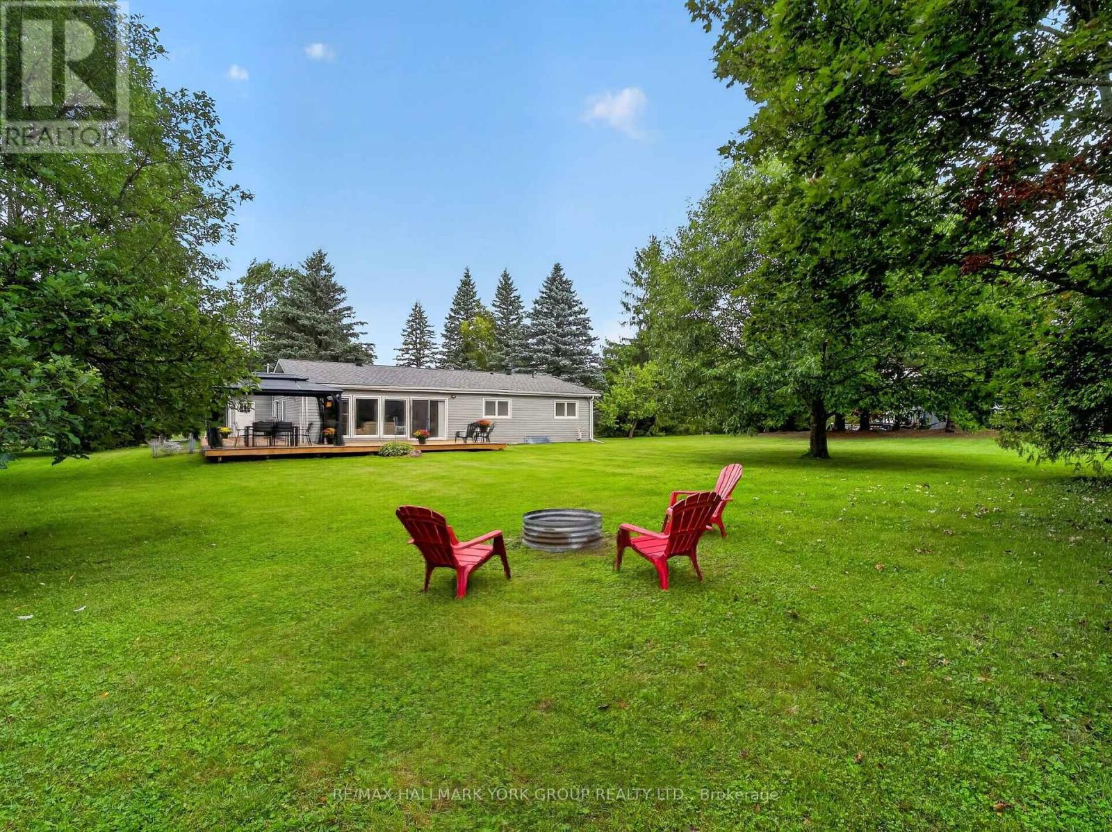 21 BIRCHVIEW DRIVE