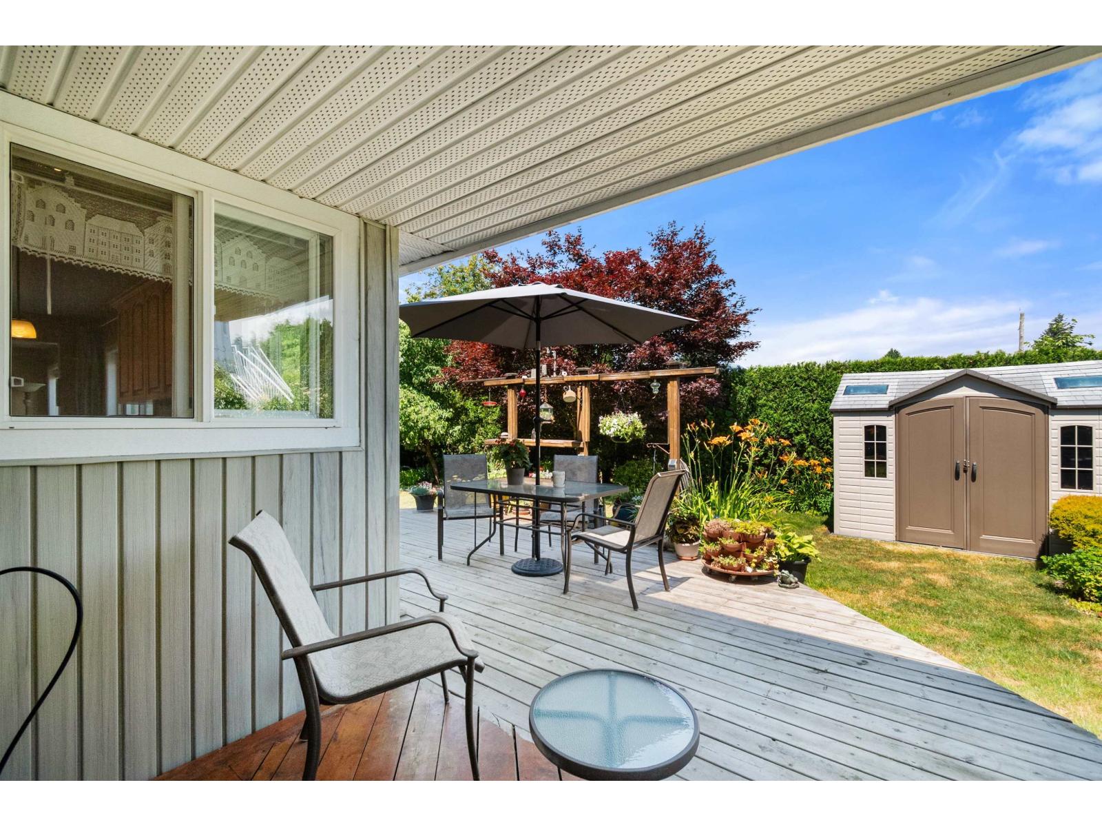10027 MERRITT DRIVE, Fairfield Island