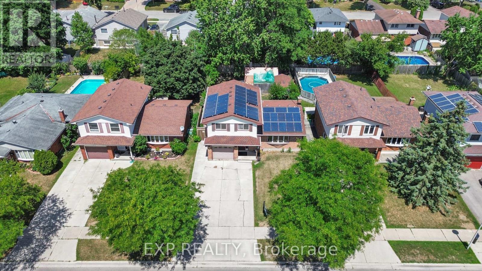 1251 JALNA BOULEVARD