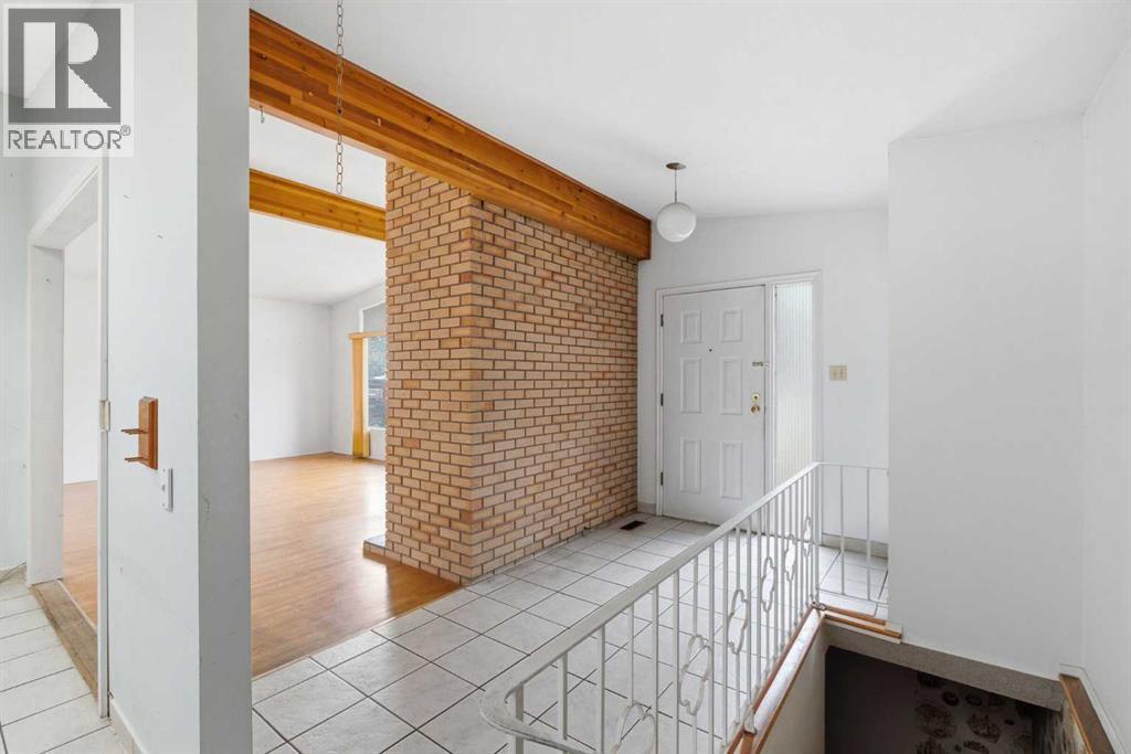 132 Lake Wapta Rise SE
