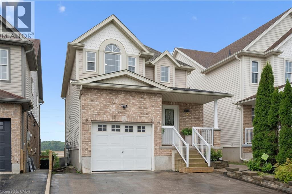 63 RED CLOVER Crescent