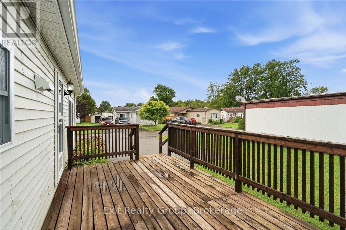 14 NIGHTINGALE LANE - Photo 3