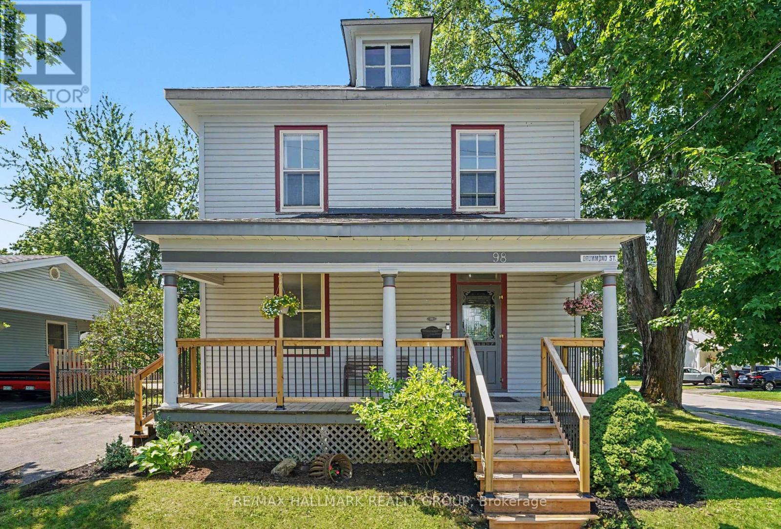 98 DRUMMOND STREET E