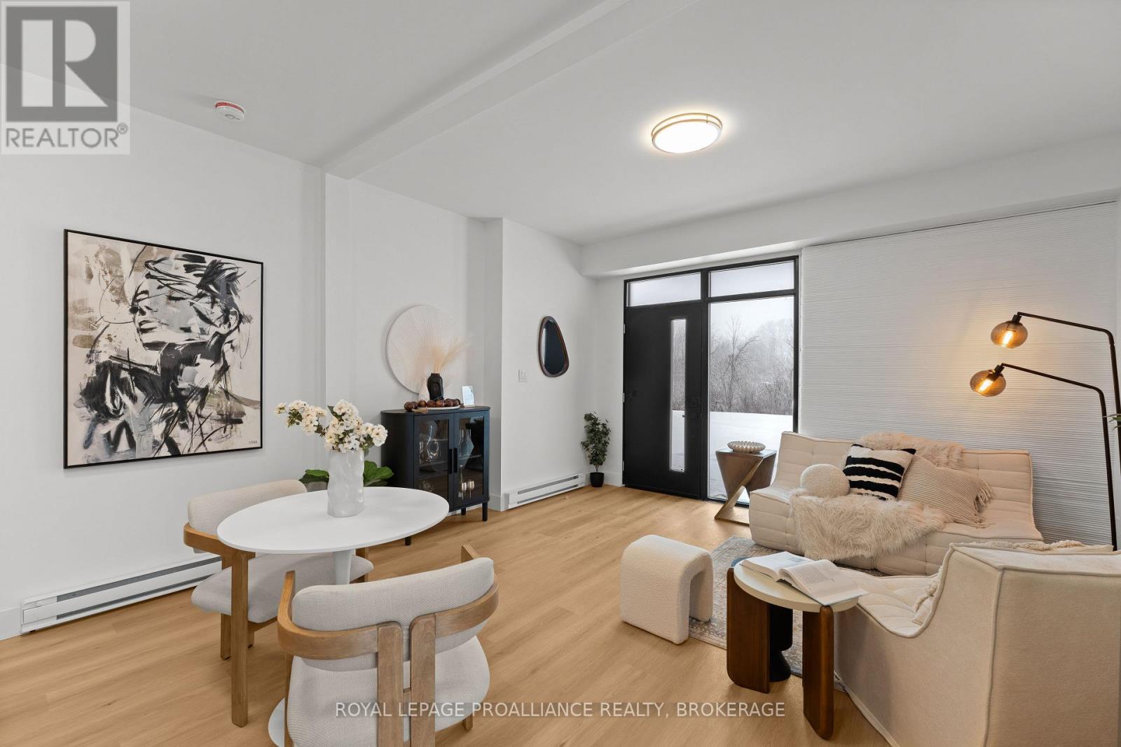 101 - 425 FOURTH STREET