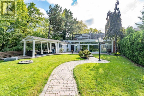 2221 Greenhurst Ave, Mississauga (Lakeview), ON 2