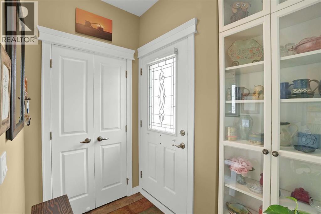 6, 20 River Heights View