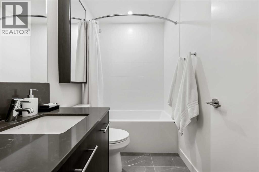 Package #2, 730 2 Avenue SW