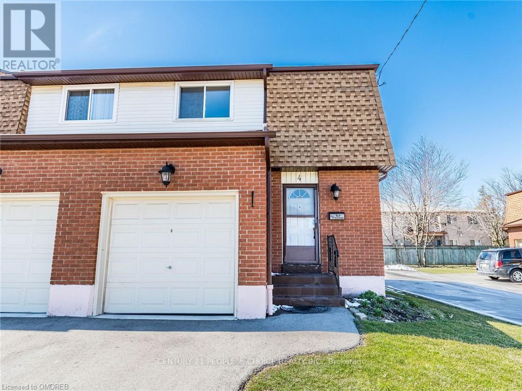 4 - 899 STONE CHURCH ROAD E