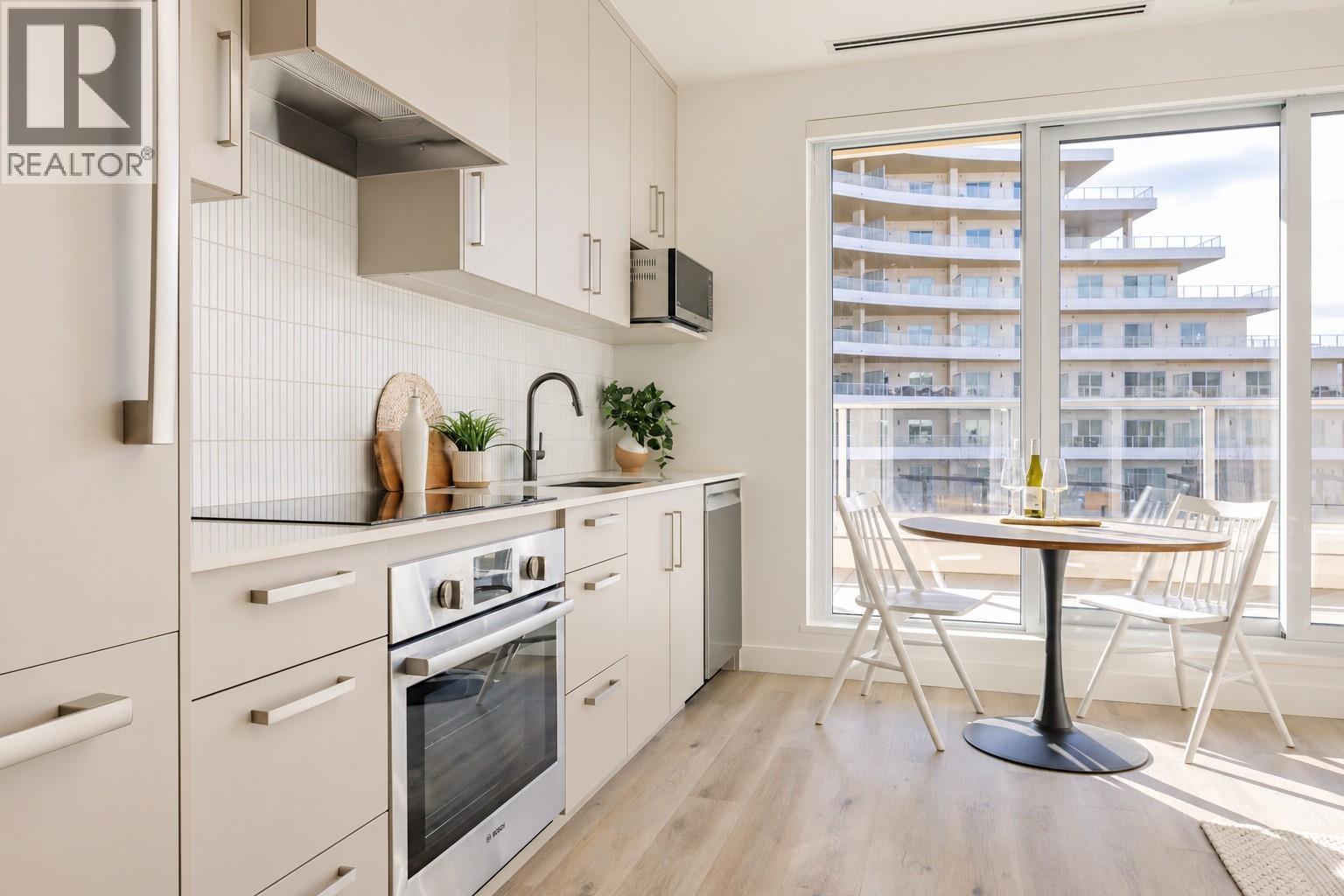 3300 Lakeshore Road Unit# 615