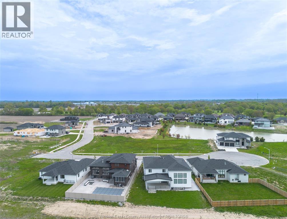 7 CYPRESS POINTE