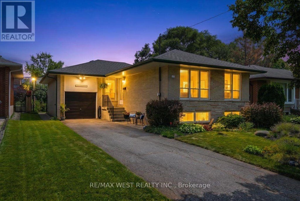 19 DECARIE CIRCLE, TORONTO (ERINGATE-CENTENNIAL-WEST DEANE), ON M9B 3H6 - Image 1718204516.jpeg?d=l