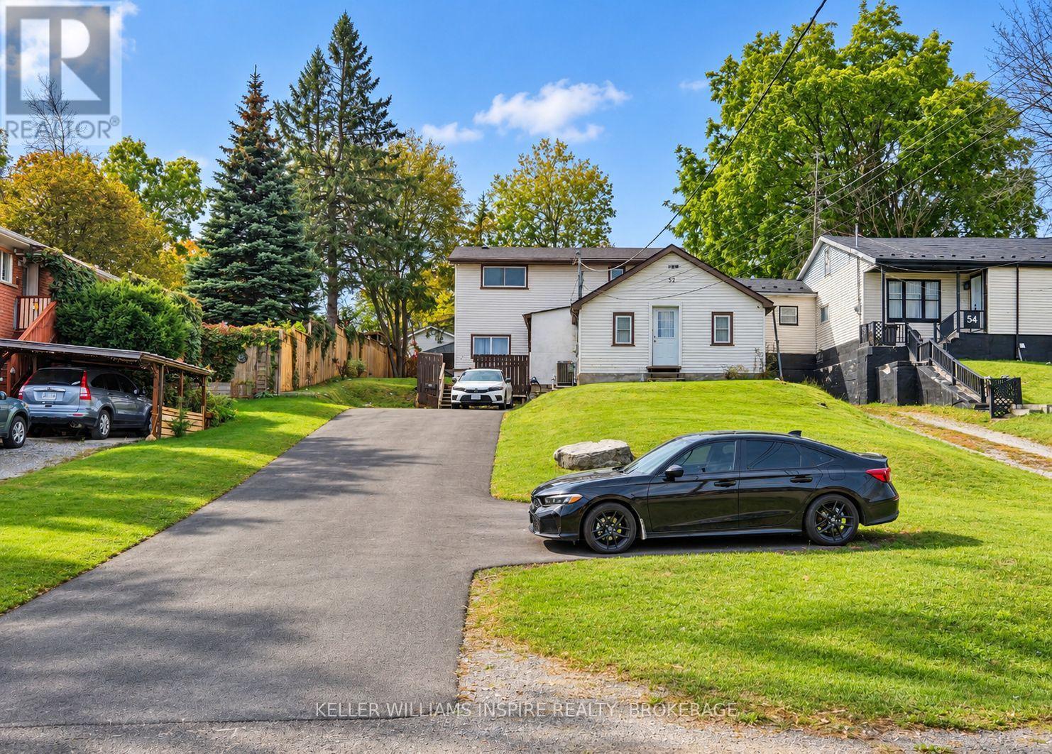 52 WALLBRIDGE CRESCENT