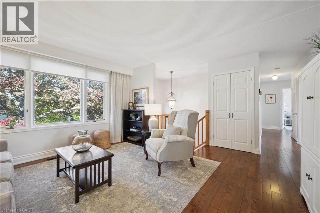 301 MARTINDALE Crescent