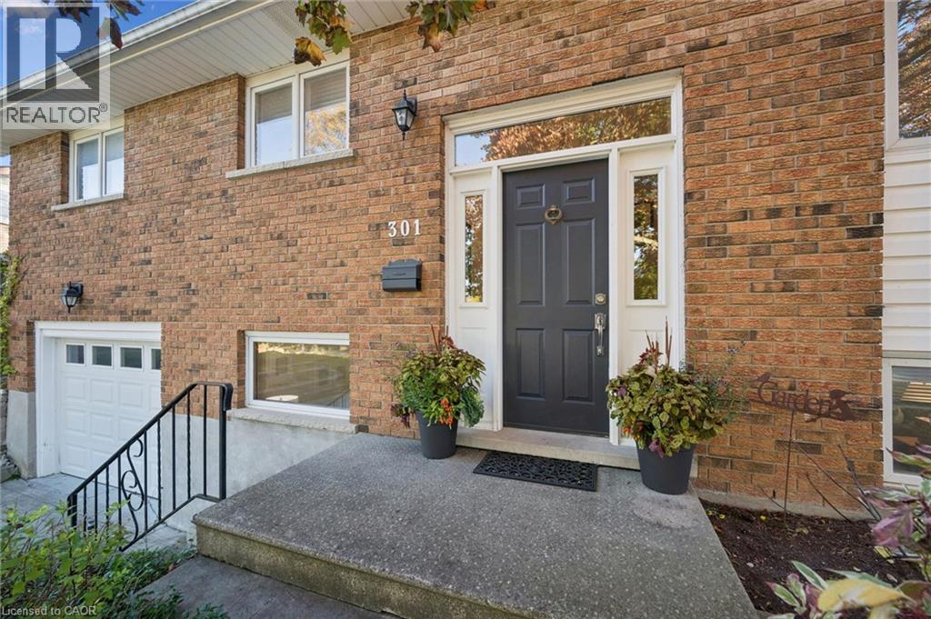 301 MARTINDALE Crescent