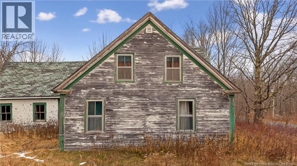 155 Lynnfield Road - Photo 4