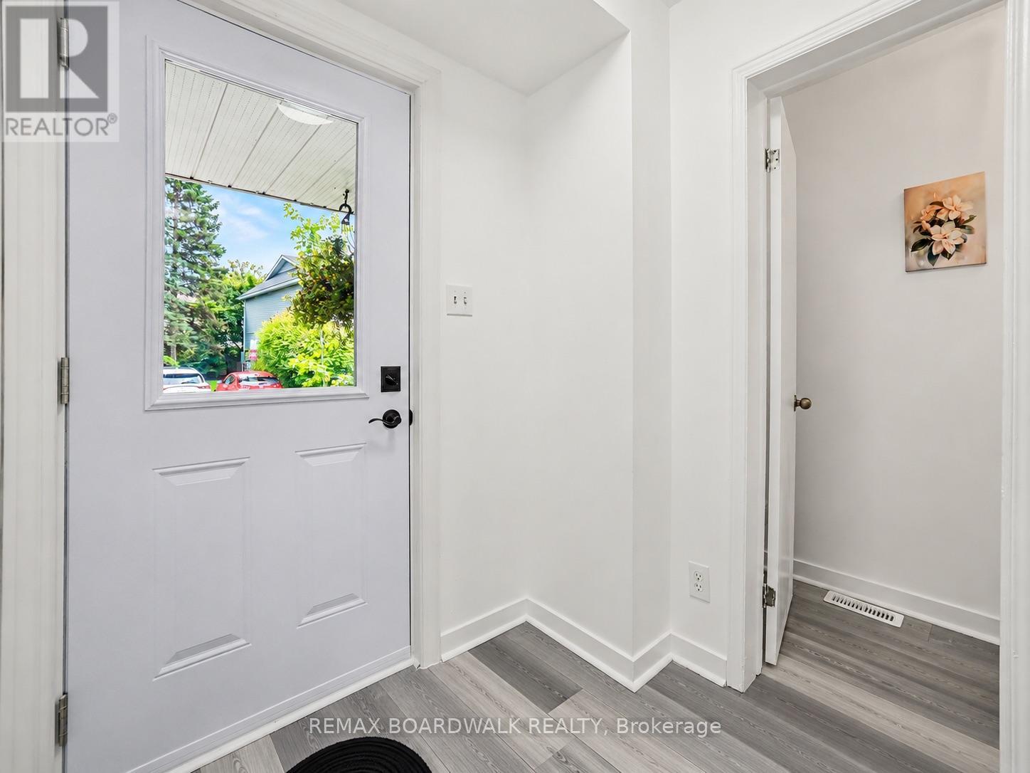 314 VALADE CRESCENT