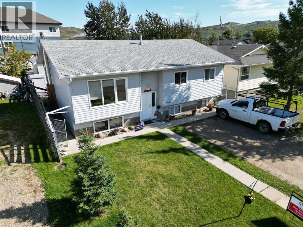 10313 89 STREET, PEACE RIVER, AB T8S 1N9 - Image 2197298078.jpeg?d=l