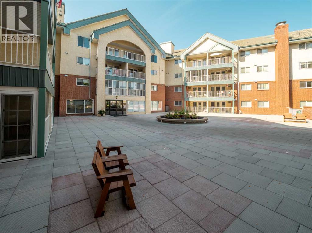 110, 20 3 Street S
