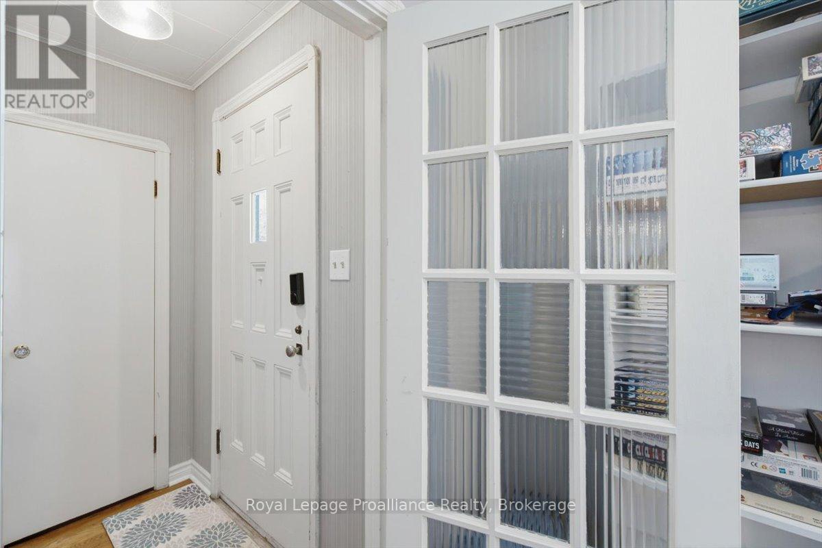 337 BRIDGE STREET E