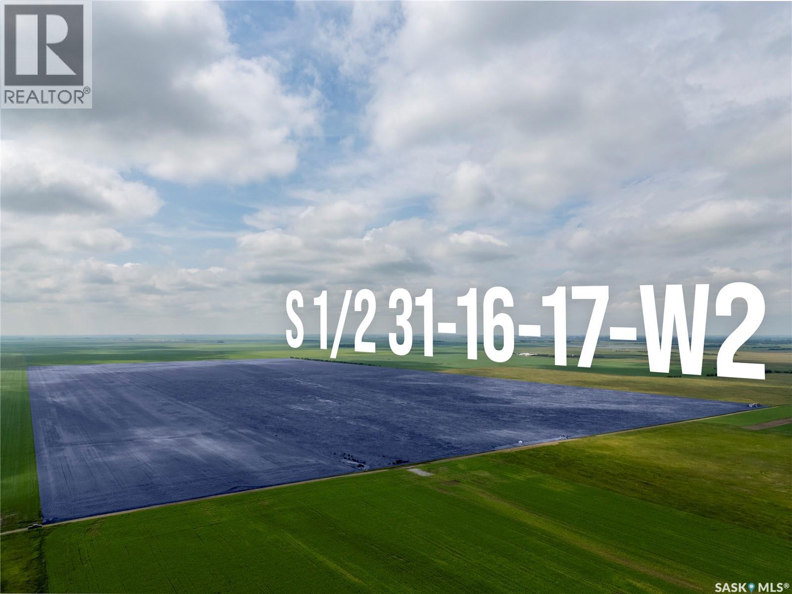 12,511 Acres of Farmland & Yard Sites Near Regina