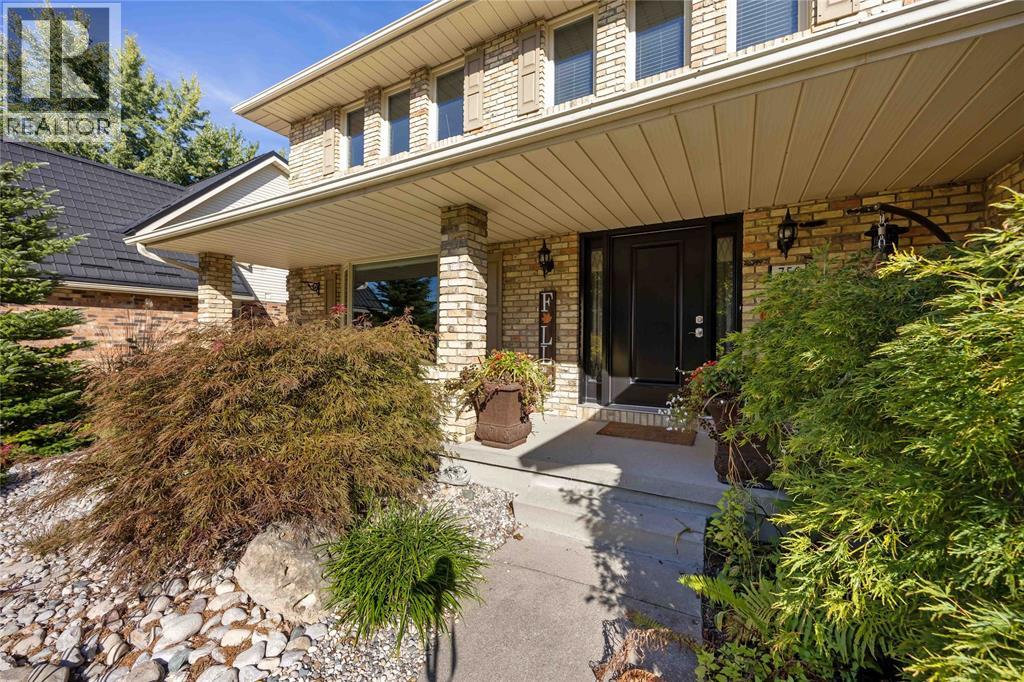 756 ST CLAIR PARKWAY
