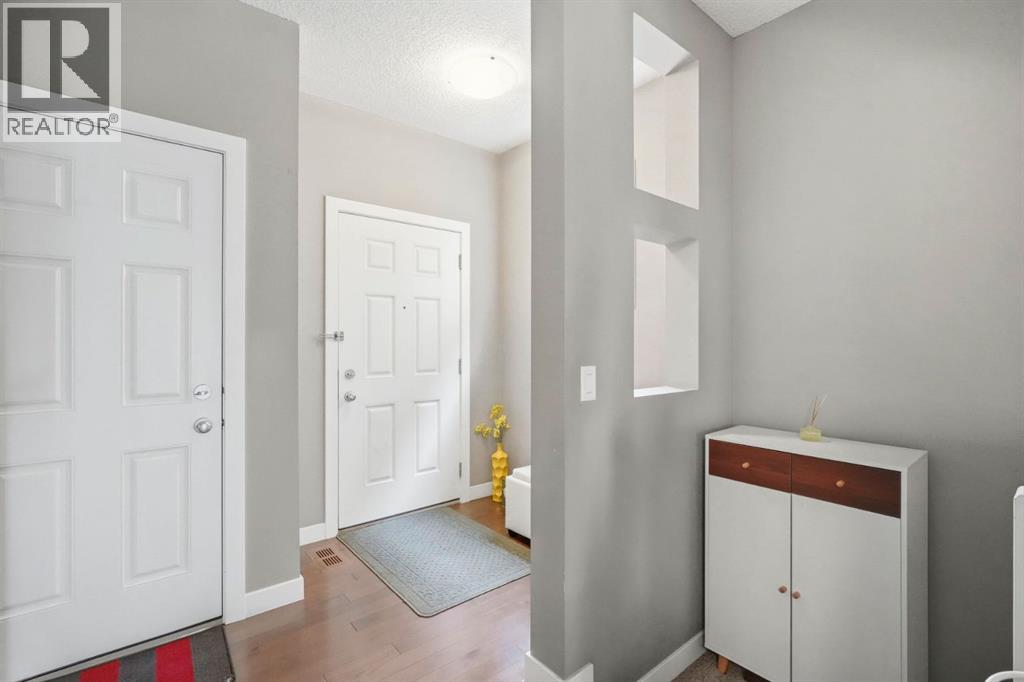 98 Panton Way NW