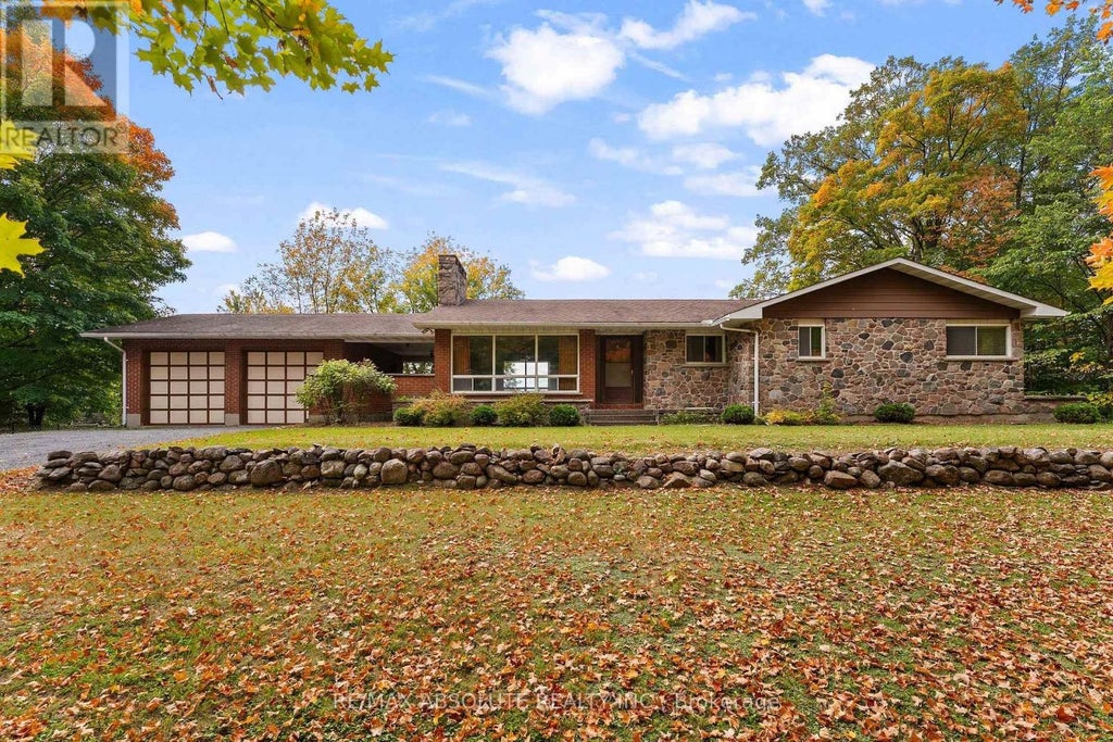 327 NIEMAN DRIVE, MCNAB/BRAESIDE, ON K7S 3G8 - Image 499613544.jpeg?d=l