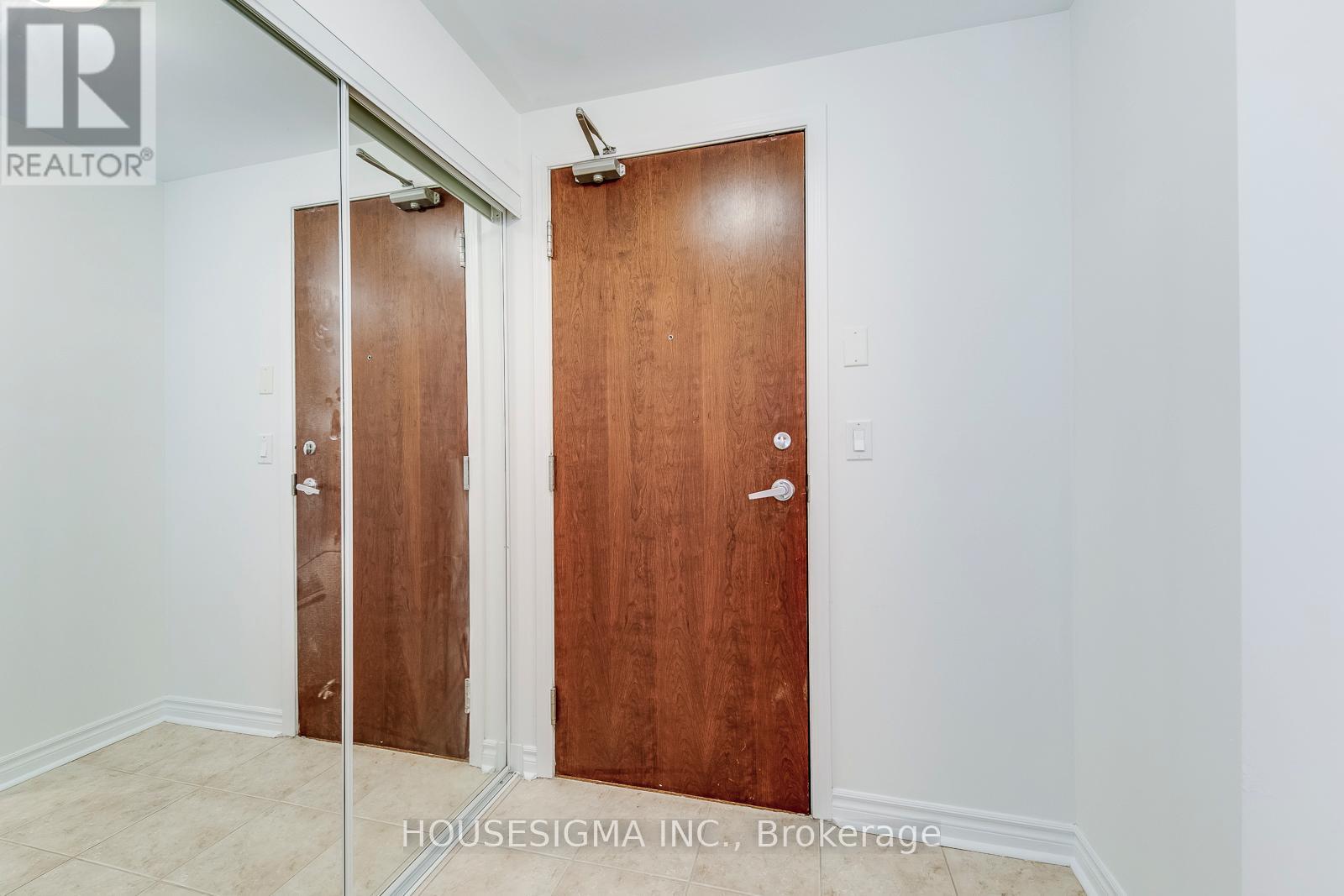 2703 - 4090 LIVING ARTS DRIVE