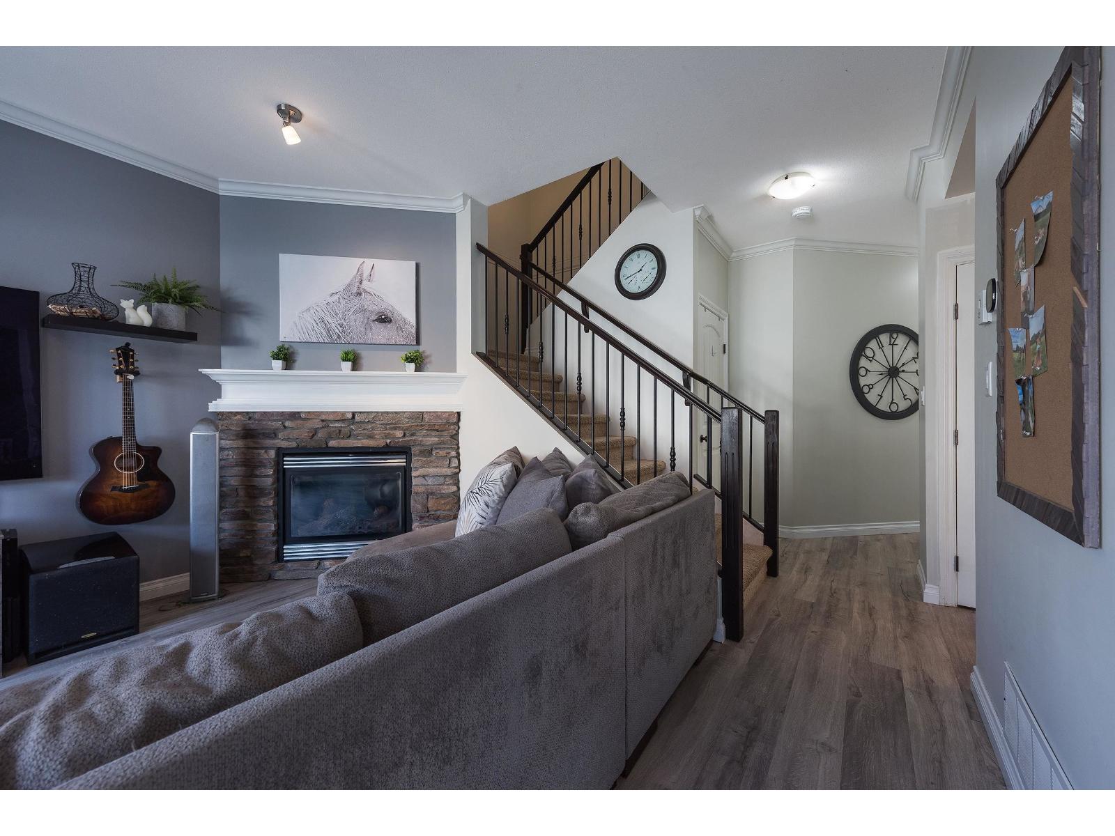 38 6577 SOUTHDOWNE PLACE, Sardis South