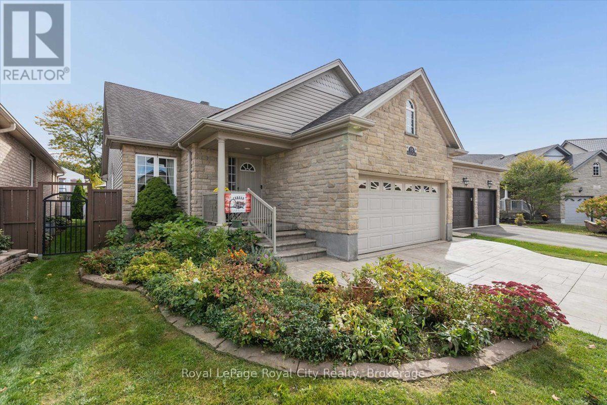 18 MULLIN DRIVE