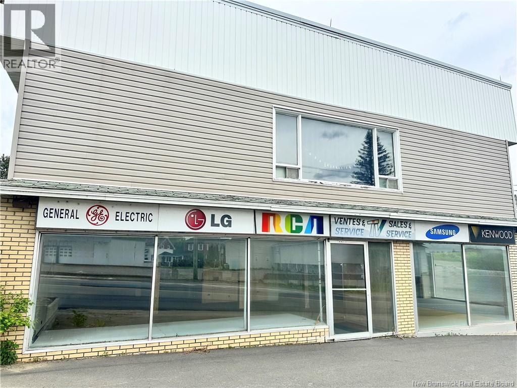 144 Madawaska rd - Photo 2